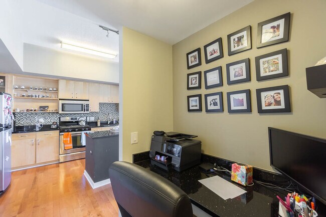 Building Photo - 475 K St NW