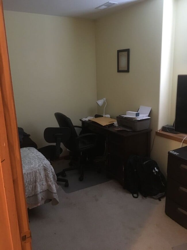 Building Photo - Prairie District Townhouse off Edgewood and HWY 30