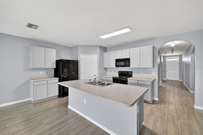 Building Photo - 4042 Wayfarer Wy