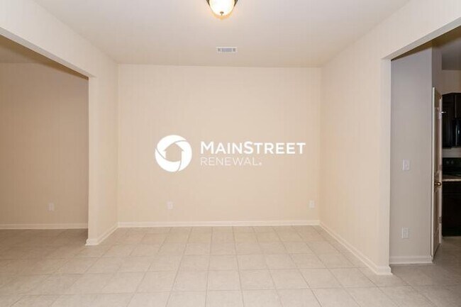 Building Photo - 4 Bedroom Pet-Friendly Home in Cartersville, GA with Main Street Renewal