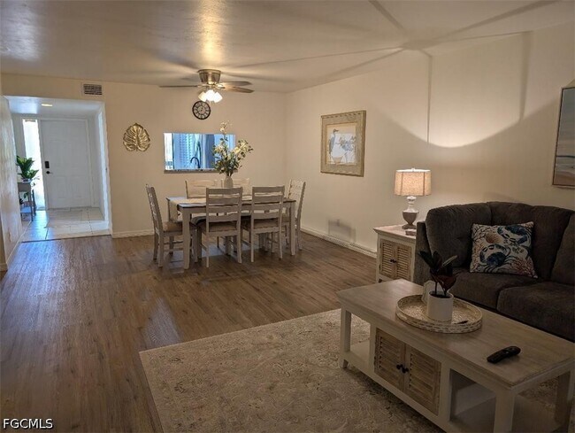 Building Photo - 15493 Admiralty Cir