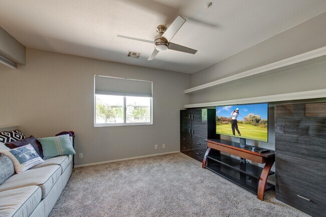 Building Photo - 15550 N Frank Lloyd Wright Blvd