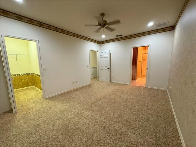 Building Photo - 1707 W Spring Meadow Loop