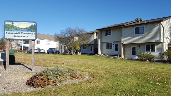 Building Photo - 210 Summerhill Dr