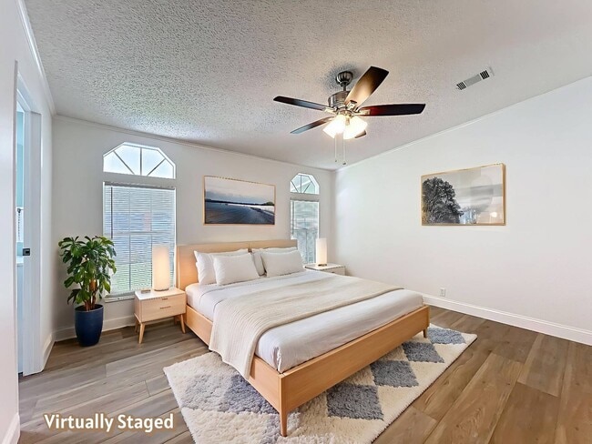 Building Photo - 1942 NW 46th Ave