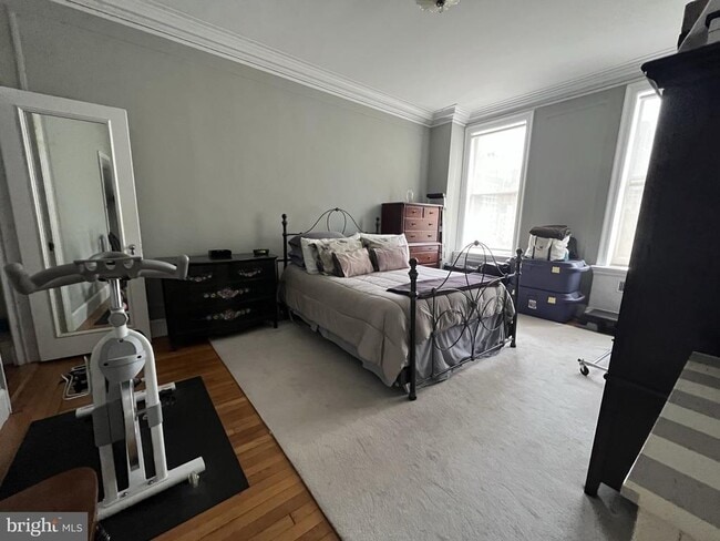 Building Photo - 237 S 18th St