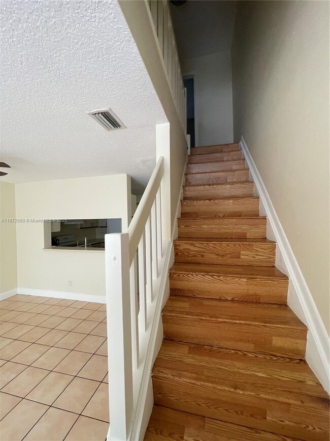 Building Photo - 2880 Belmont Ln