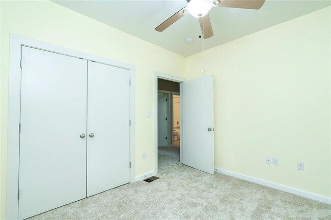 Building Photo - 1201 Grove Blvd