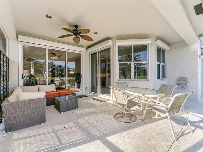 Building Photo - Turnkey 2-bedroom plus den villa, perfectly situated to capture stunning golf course and lake vie...