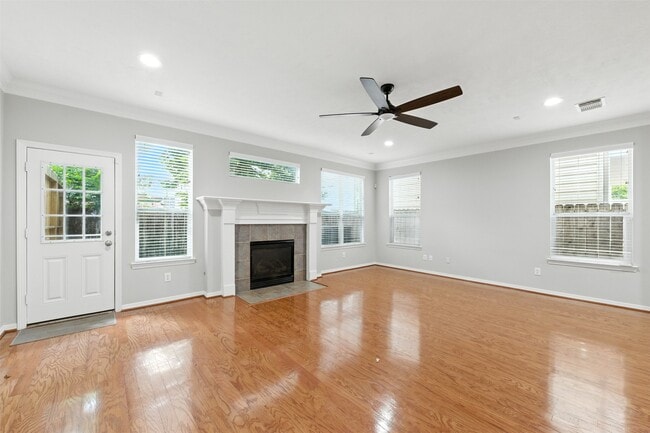 Building Photo - 5115 Inker St