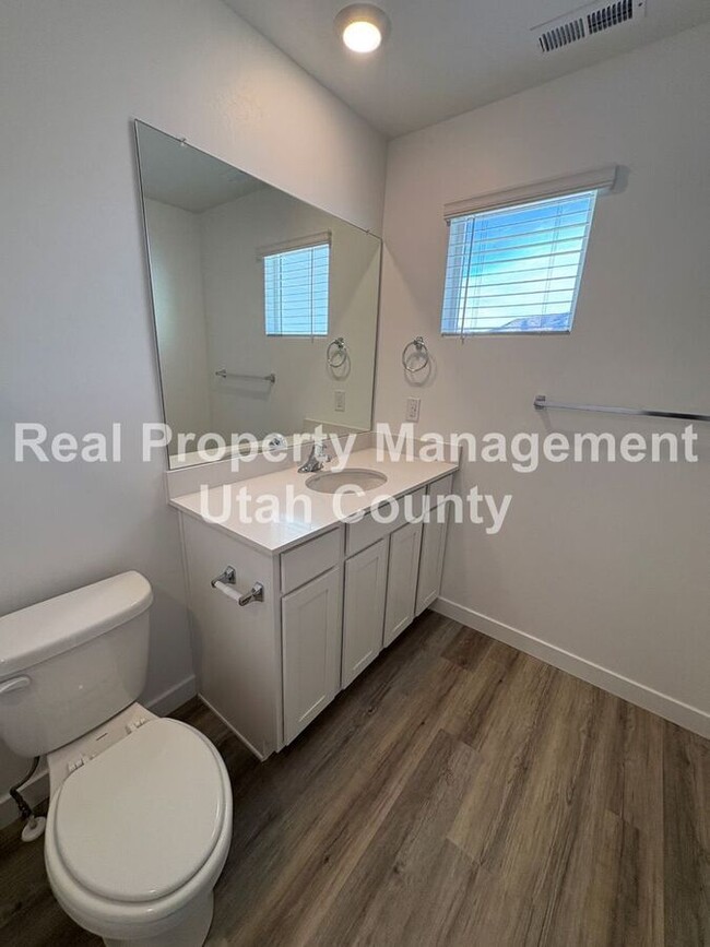 Building Photo - Half Off First Months Rent! New lower Price!