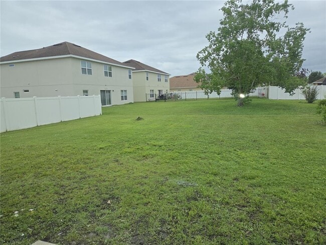 Building Photo - 2253 Sheboygan Pl