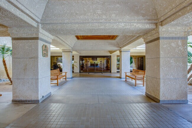 Building Photo - 113 Vitoria Ln