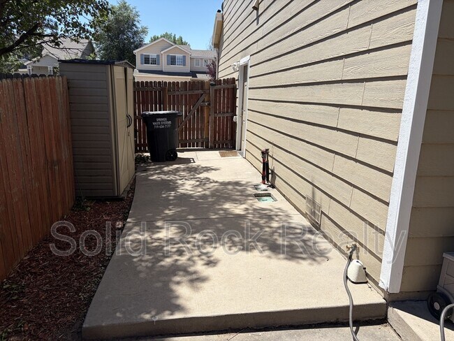 Building Photo - 4656 Canyon Wren Ln