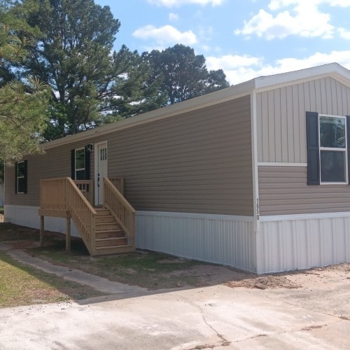 Building Photo - 1692 Mandy Dr