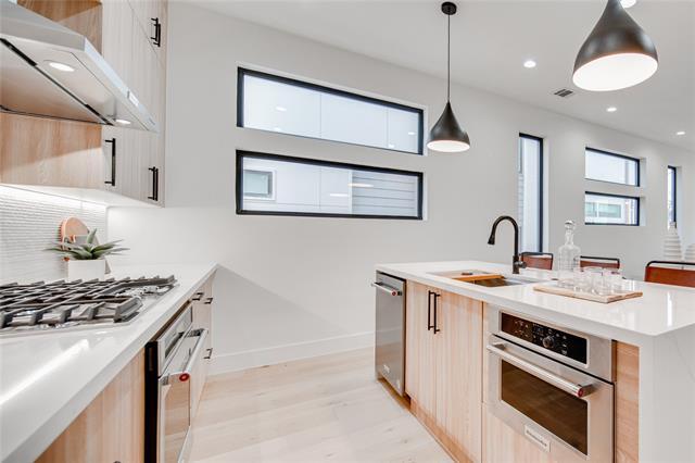 Building Photo - 4209 Munger Ave