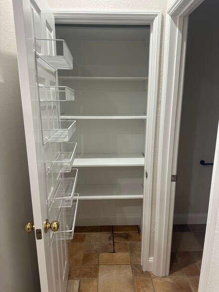 Pantry - 6162 Citracado Cir