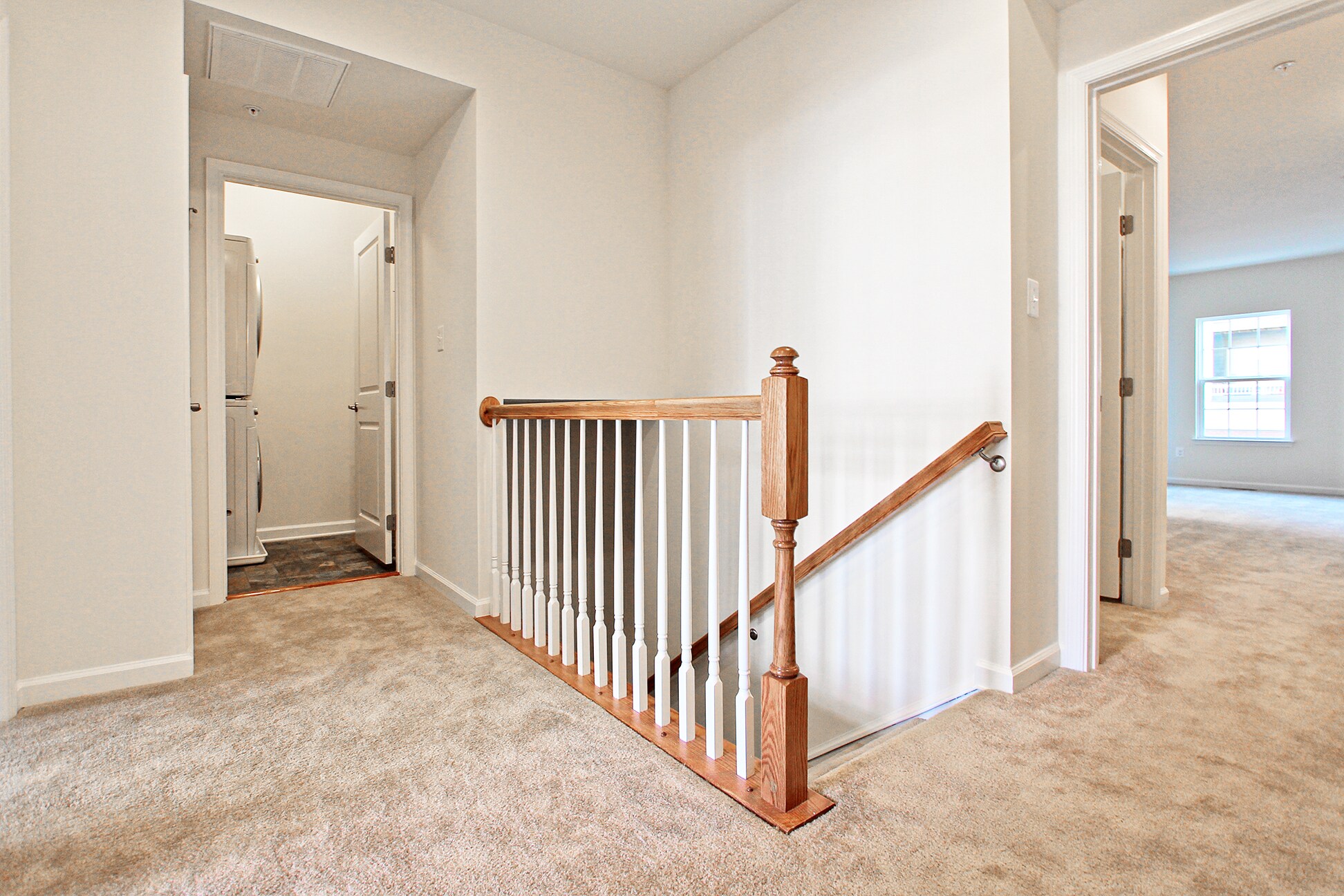 Building Photo - 13652 Endeavour Dr