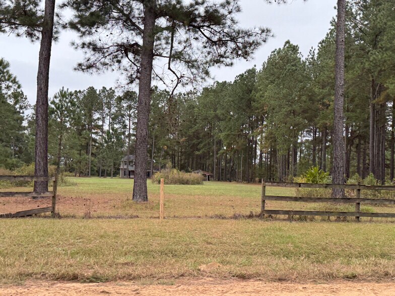 Building Photo - 168 Creekside Manor Rd