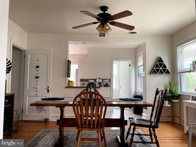 Building Photo - 219 Williams Rd