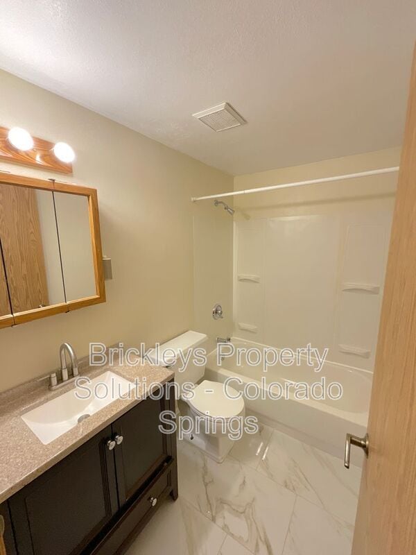Building Photo - 4375 Cassidy St
