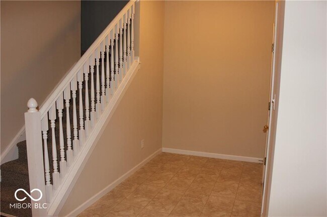 Building Photo - 13370 White Granite Dr
