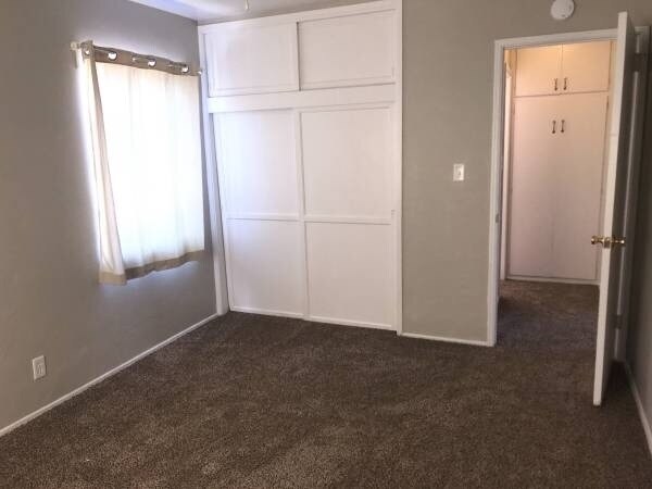 Building Photo - 32nd 3360-34 (DeFay)