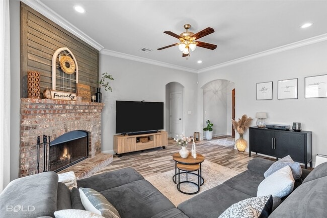 Building Photo - 502 Hempstead Cir