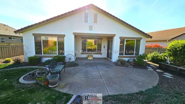 Building Photo - Beautiful Home in Resort-Style Active 55+ Community | 2BD + Office | Solar | Pool & Fitness Center