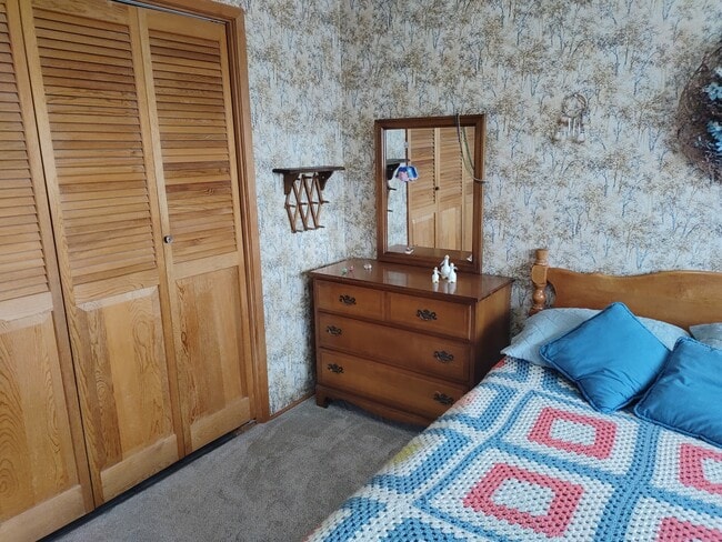 Building Photo - 20 Orcutt Dr