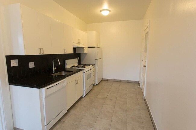 Floorplan - 1101 E. Hyde Park Boulevard
