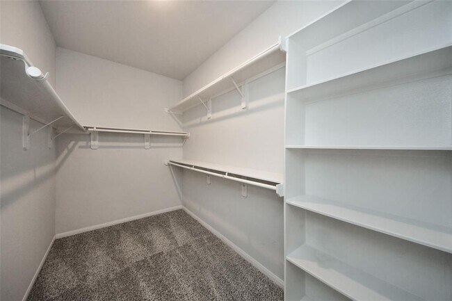 Building Photo - 15102 Wiltshire Castle Ln