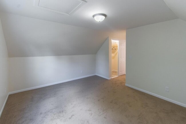 Building Photo - 7208 33rd Ave