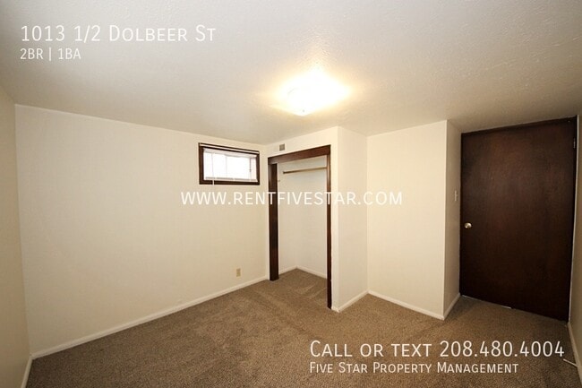 Building Photo - 1013 1/2 Dolbeer St-