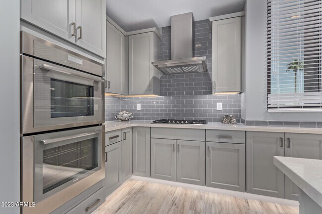 Building Photo - 7550 E Osborn Rd