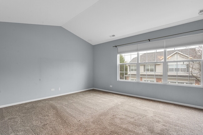 Building Photo - 24135 Walnut Cir