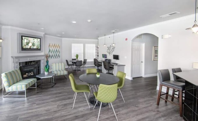 Building Photo - 1 bedroom in Farmers Branch TX 75244