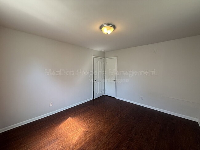 Building Photo - 1500 Airport Ave