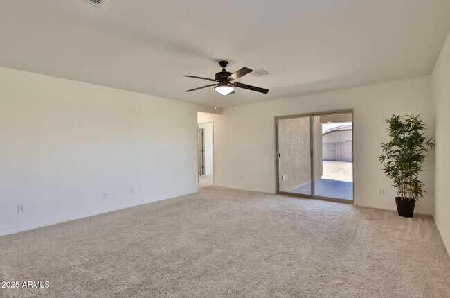Building Photo - 25847 W Winston Dr