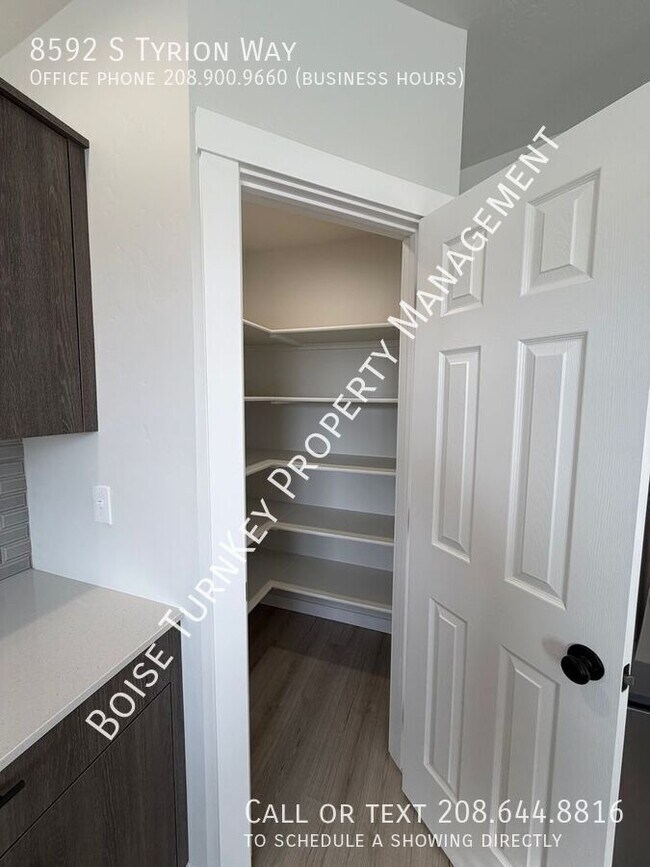 Building Photo - 8592 S Tyrion Wy