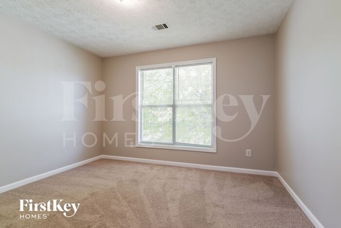 Building Photo - 745 Somerset Vale Dr