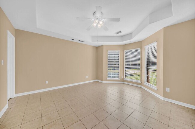 Building Photo - Live just steps from Lake Conroe in this beautifully maintained 3-bedroom, 2-bath home located in...