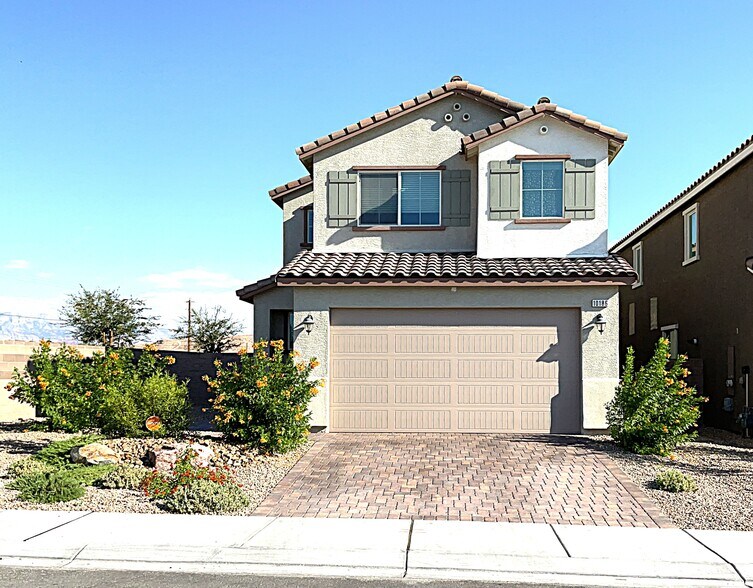 Primary Photo - 10186 W Oleta Ave