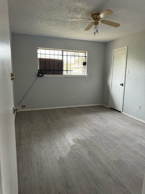 Building Photo - 12814 Greenshire Dr
