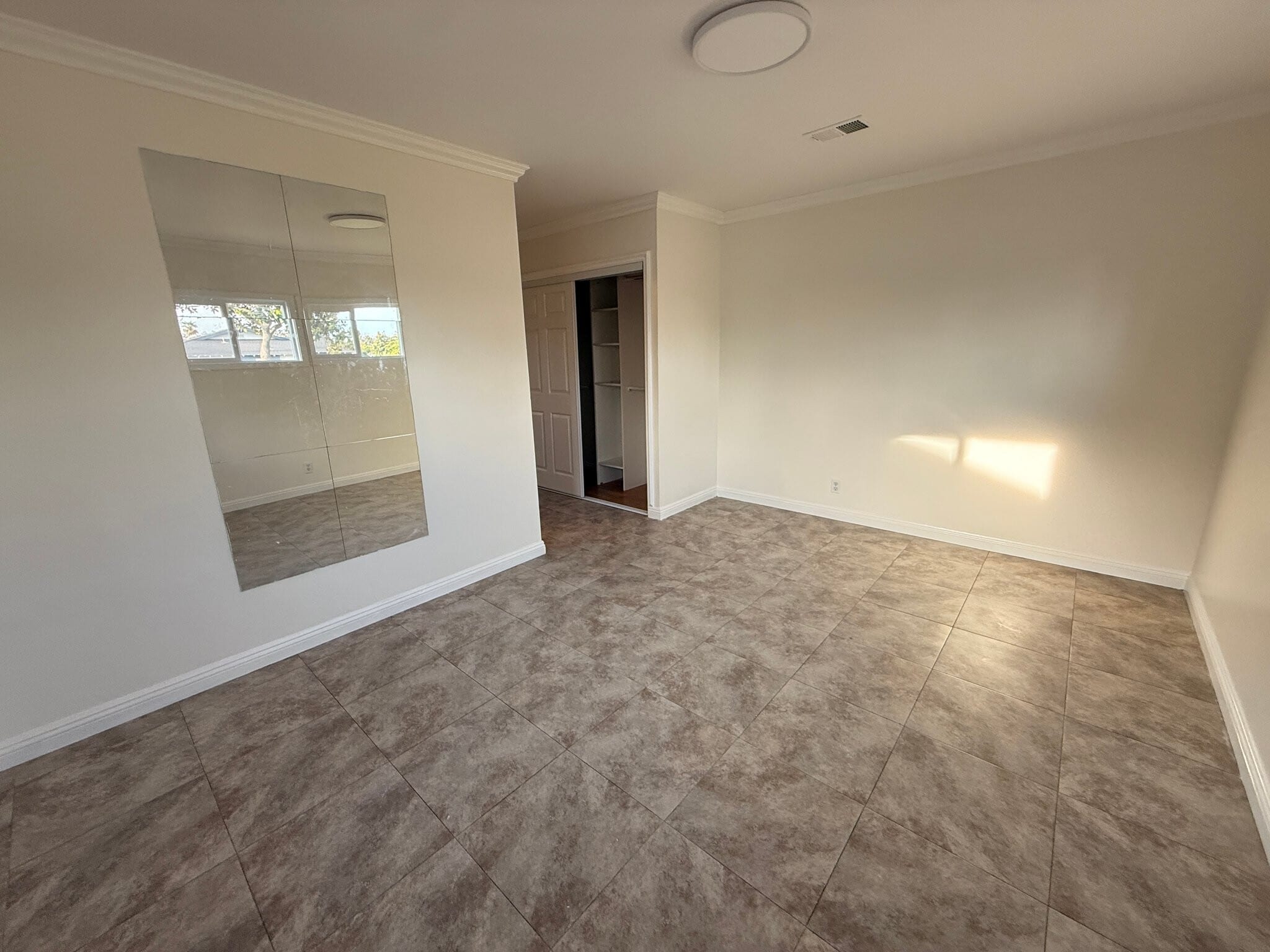 Building Photo - 2563 West St