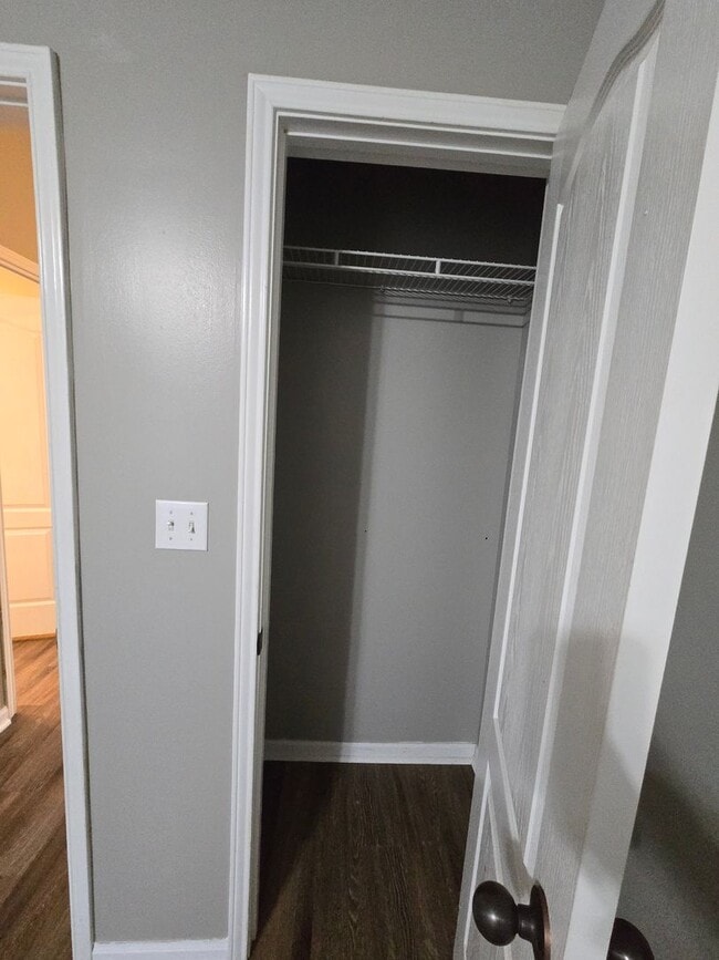 Building Photo - Rent INCLUDES water/sewer and yard maintenance.