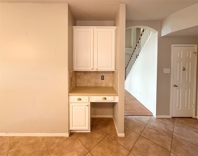 Building Photo - 13907 Carrington Ln