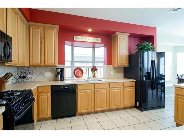 Building Photo - 5909 Vineyard Ln