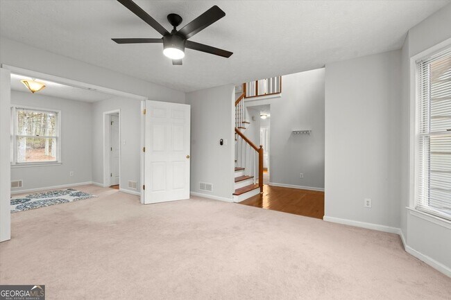 Building Photo - 115 Rockhurst Chase