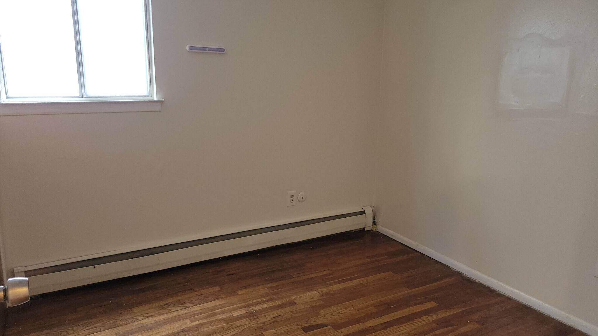 Bedroom 1 - 110 Boylan St